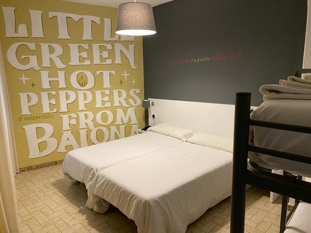 Hotel Bayona Байона Экстерьер фото